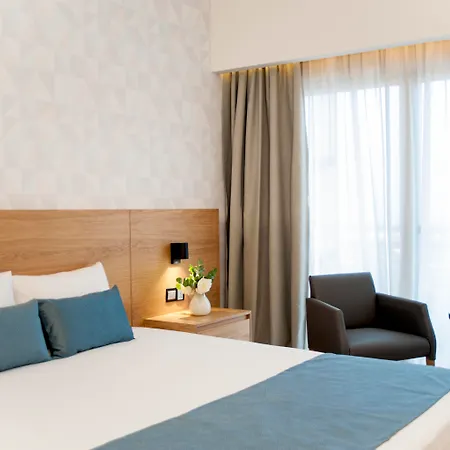 Ajax Hotel-3